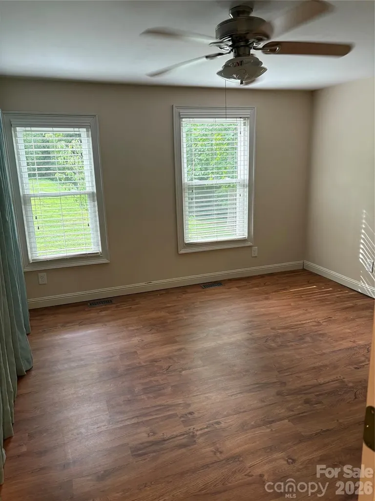125 Lane Street Morganton NC 28655