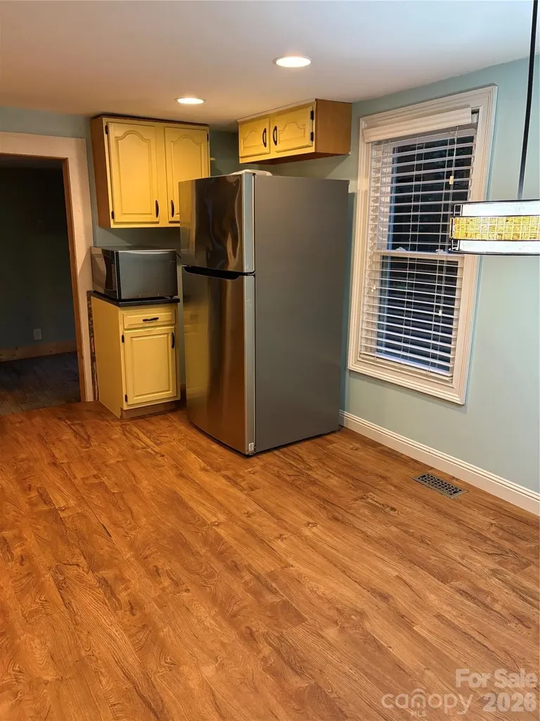 125 Lane Street Morganton NC 28655