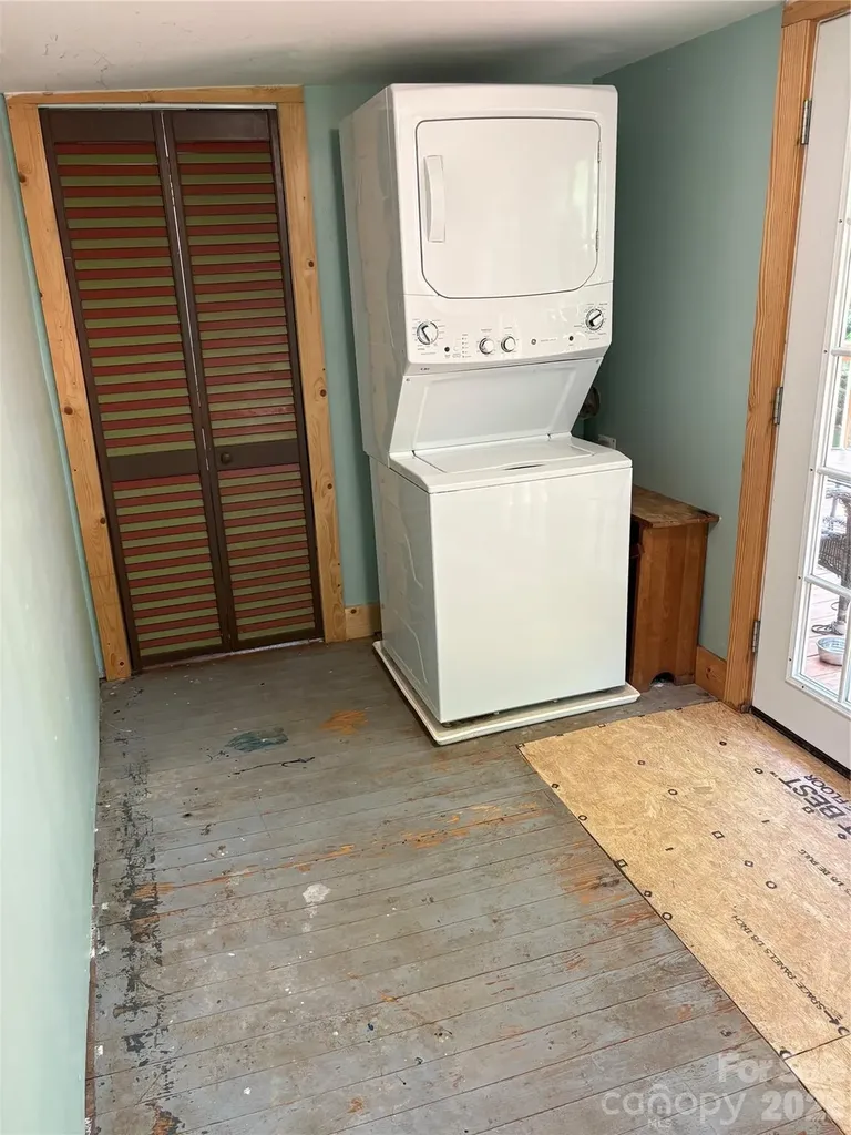 125 Lane Street Morganton NC 28655