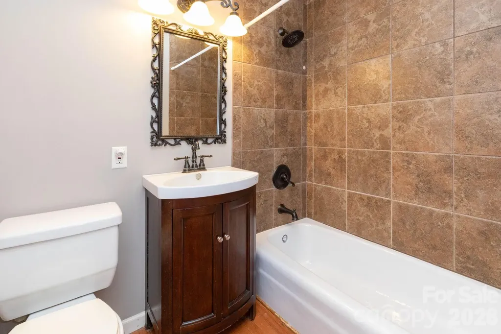 41 Kennedy Road Weaverville NC 28787