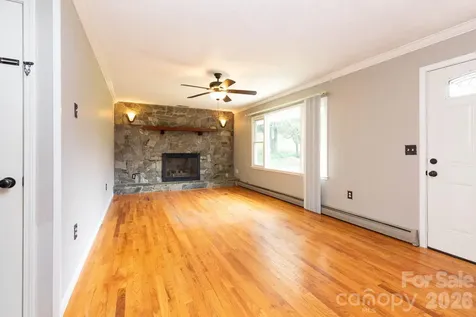 41 Kennedy Road Weaverville NC 28787