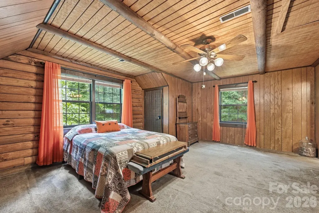 6808 Linda Lake Drive Charlotte NC 28215