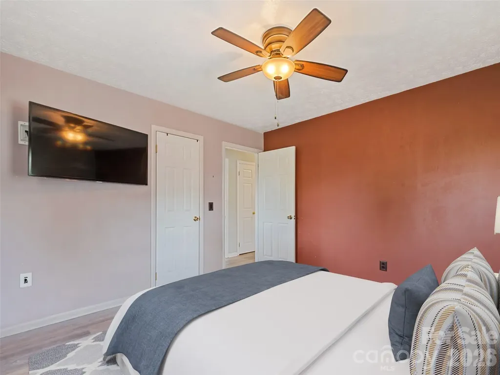 111 Keith Street Clyde NC 28721