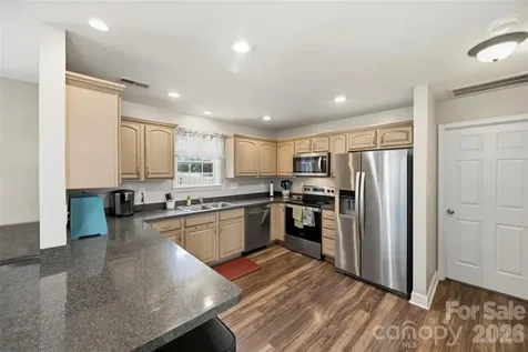 3310 Brickwood Circle Midland NC 28107