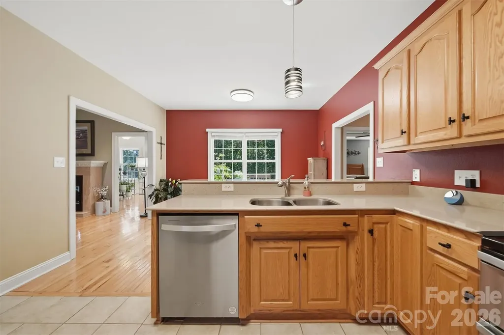 4305 Cottingham Drive Hickory NC 28602
