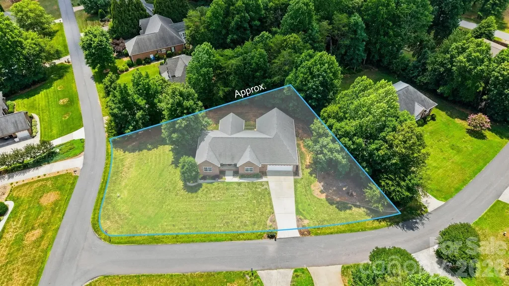 4305 Cottingham Drive Hickory NC 28602