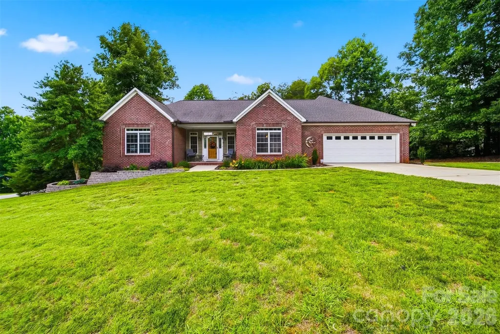 4305 Cottingham Drive Hickory NC 28602