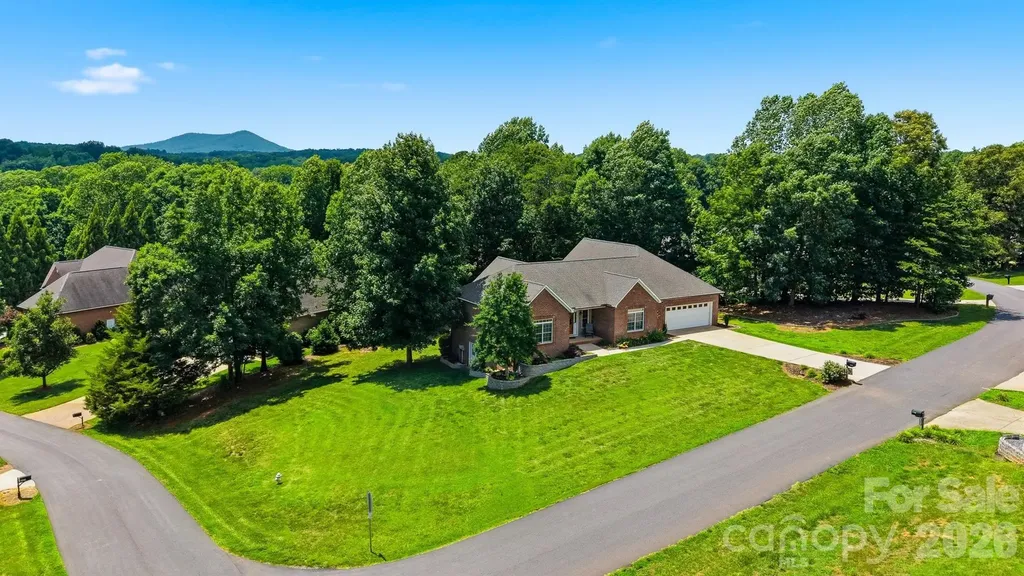 4305 Cottingham Drive Hickory NC 28602
