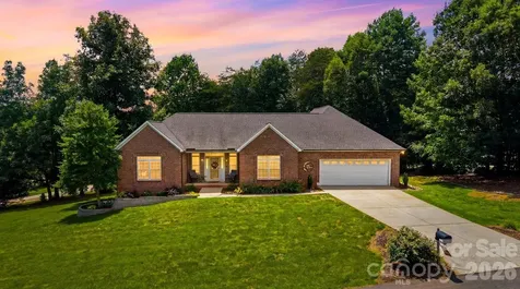 4305 Cottingham Drive Hickory NC 28602