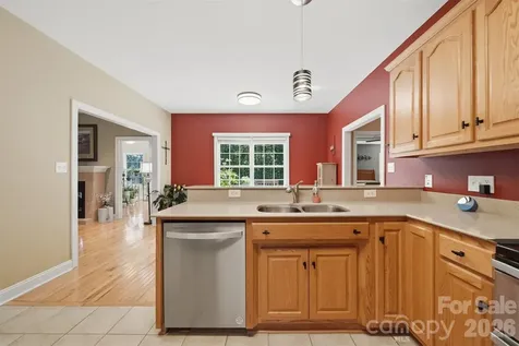 4305 Cottingham Drive Hickory NC 28602