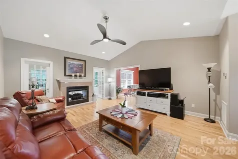 4305 Cottingham Drive Hickory NC 28602