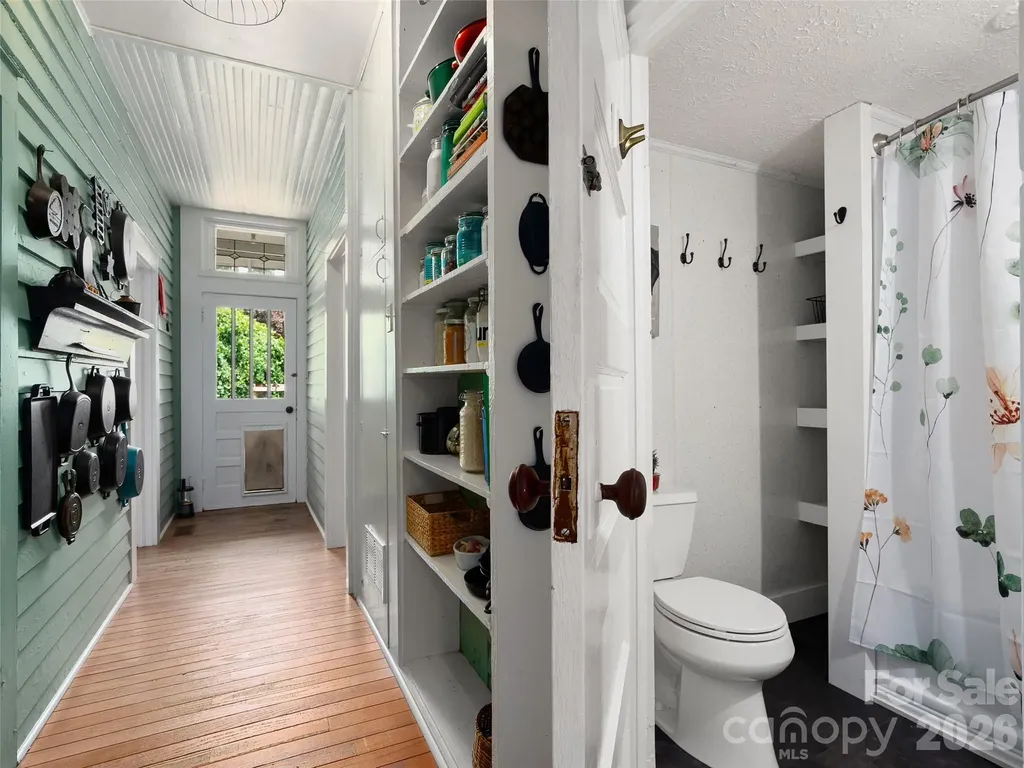 15 Craig Circle Asheville NC 28805
