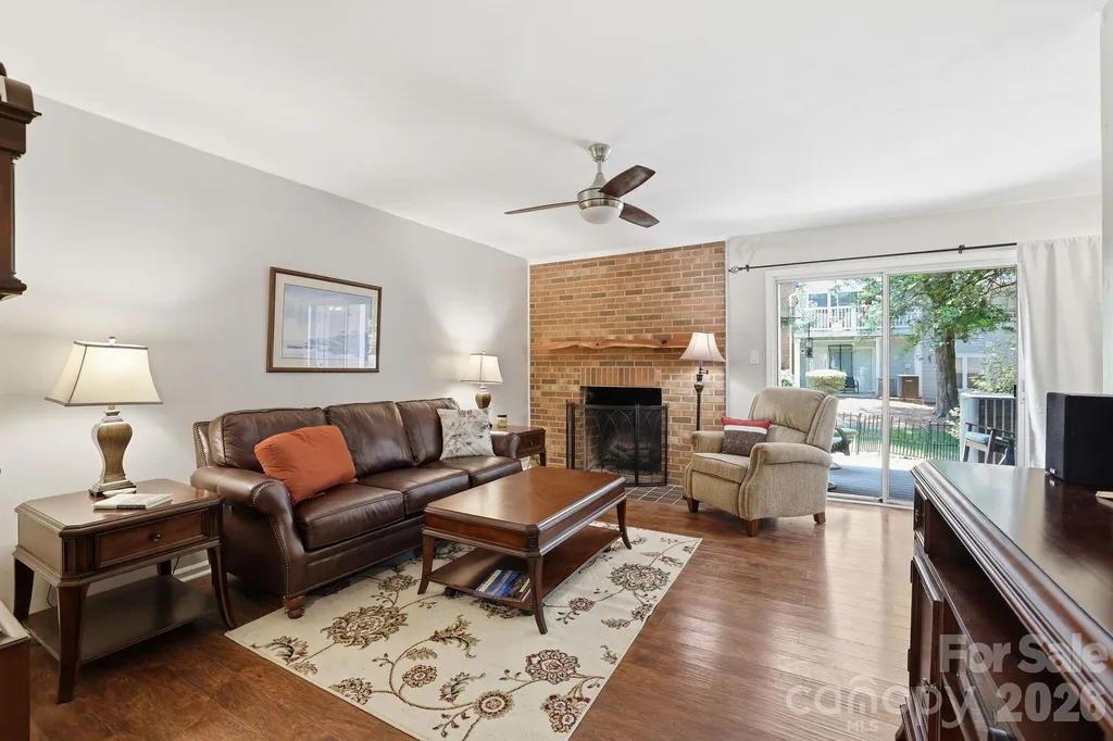 9319 S Vicksburg Park Court Charlotte NC 28210