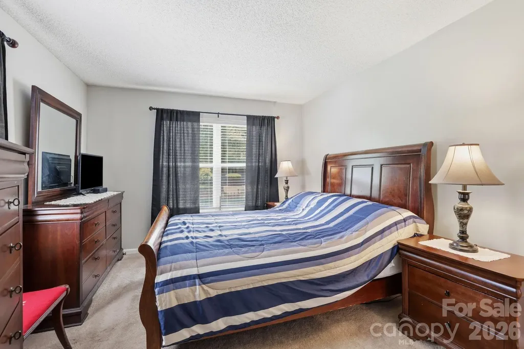 9319 S Vicksburg Park Court Charlotte NC 28210