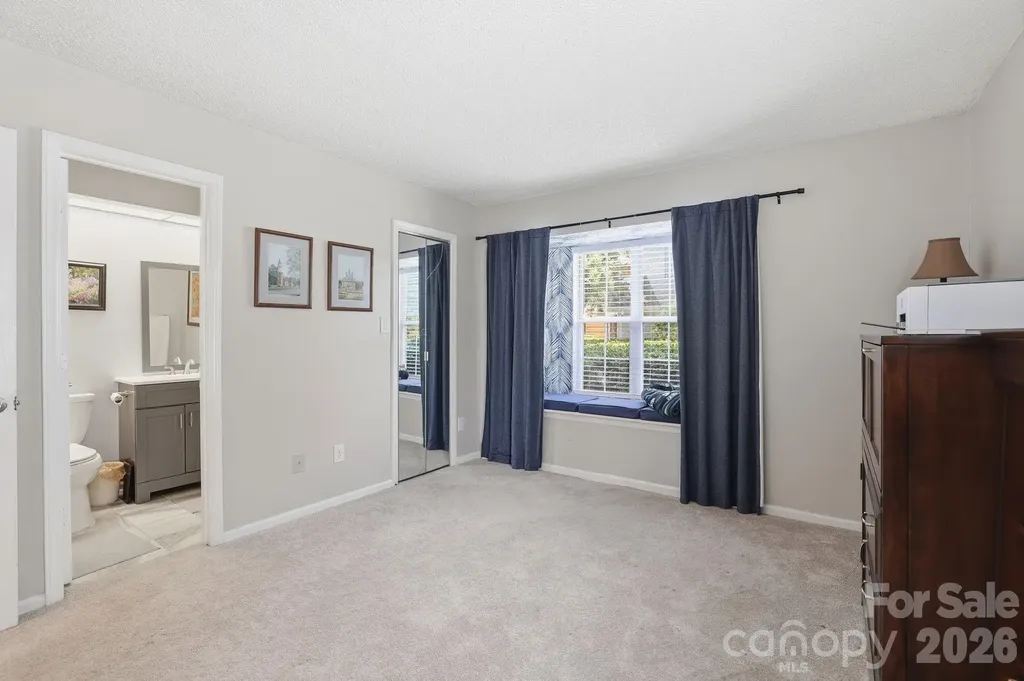 9319 S Vicksburg Park Court Charlotte NC 28210