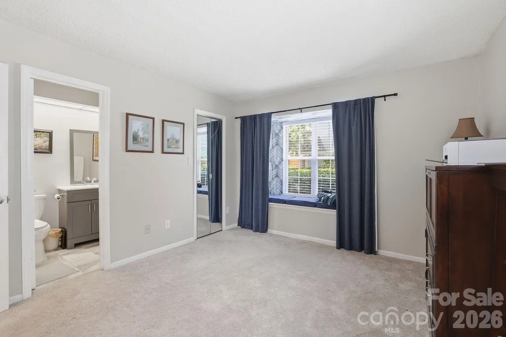 9319 S Vicksburg Park Court Charlotte NC 28210