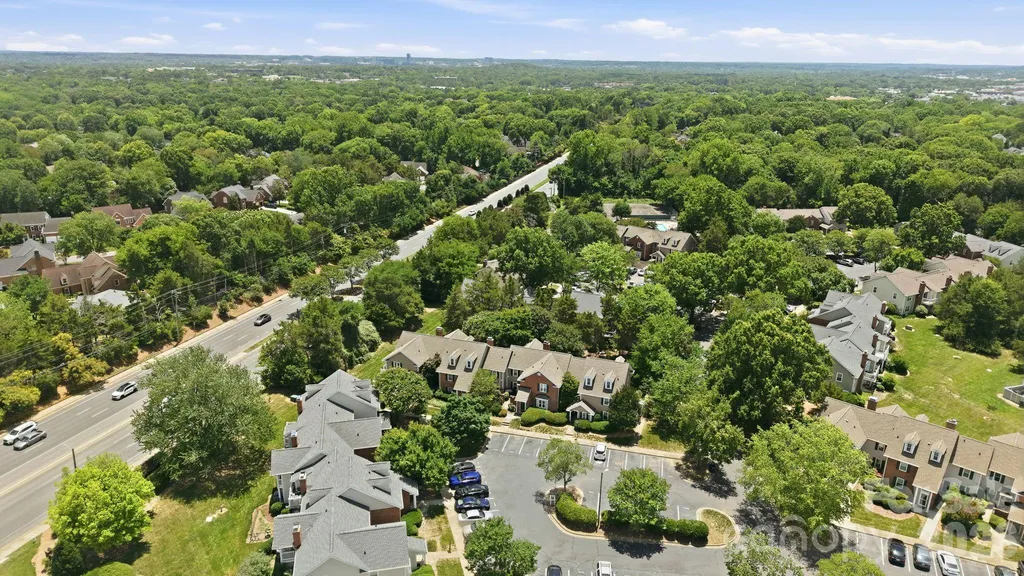 9319 S Vicksburg Park Court Charlotte NC 28210