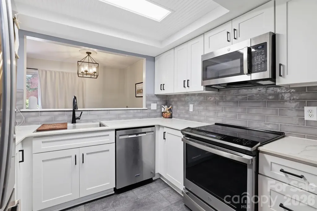 9319 S Vicksburg Park Court Charlotte NC 28210