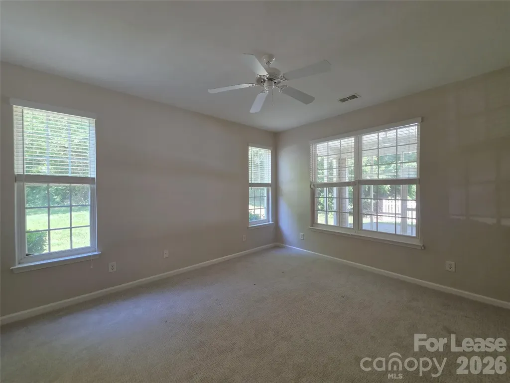 4730 Willow Glen Road Harrisburg NC 28075