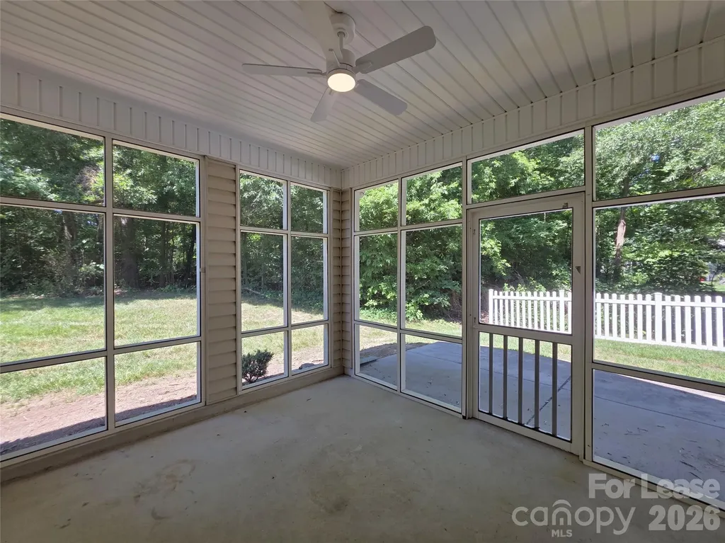 4730 Willow Glen Road Harrisburg NC 28075