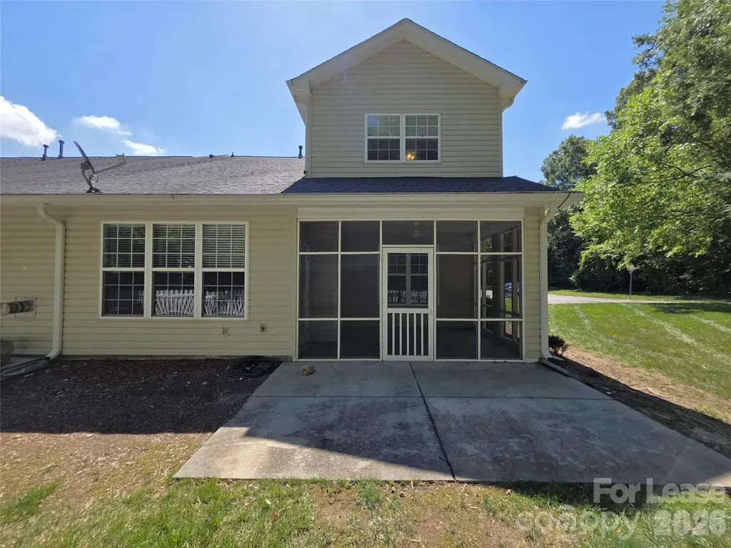 4730 Willow Glen Road Harrisburg NC 28075