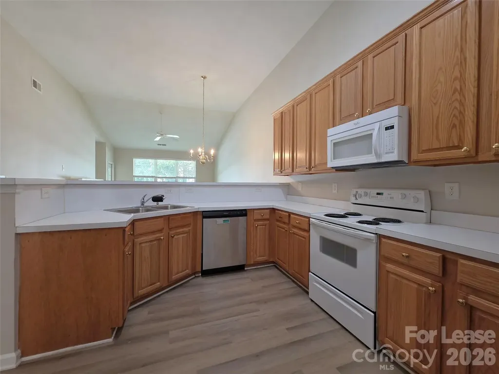 4730 Willow Glen Road Harrisburg NC 28075
