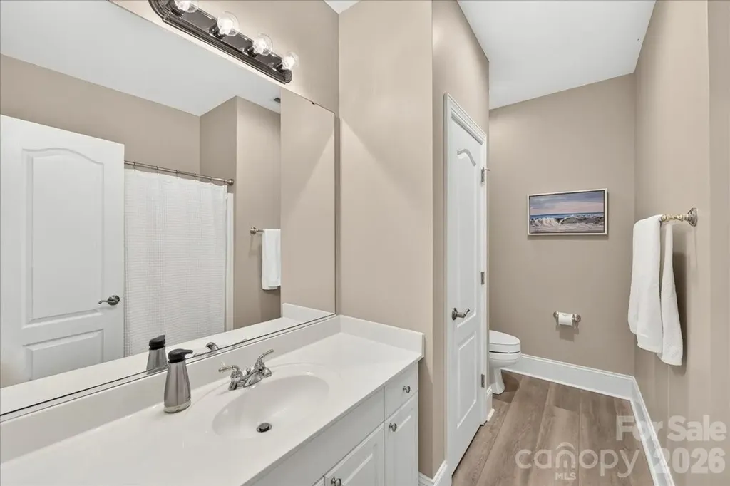 242 S Faulkner Way Davidson NC 28036