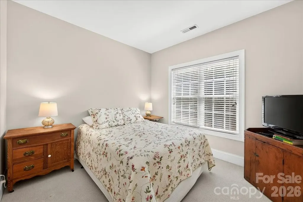 242 S Faulkner Way Davidson NC 28036