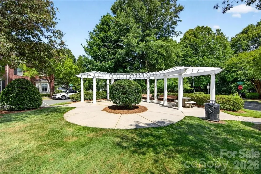 242 S Faulkner Way Davidson NC 28036