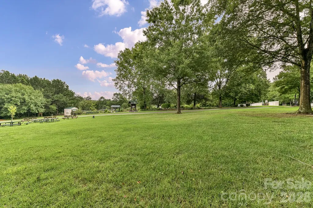 242 S Faulkner Way Davidson NC 28036