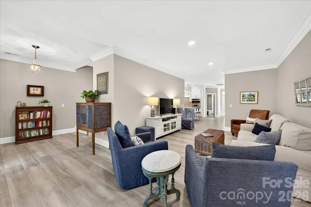 242 S Faulkner Way Davidson NC 28036