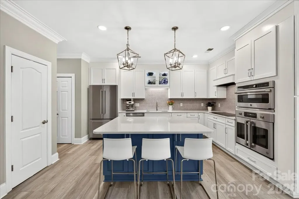 242 S Faulkner Way Davidson NC 28036