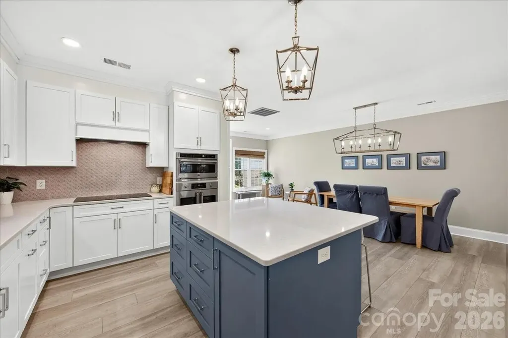 242 S Faulkner Way Davidson NC 28036