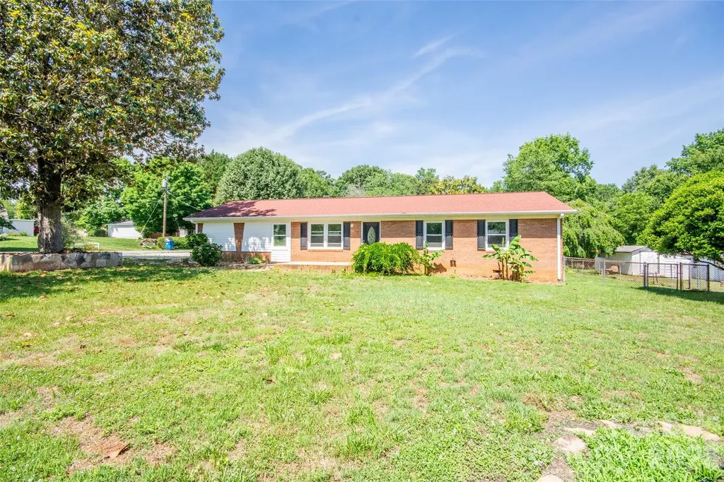125 Linda Drive Harmony NC 28634