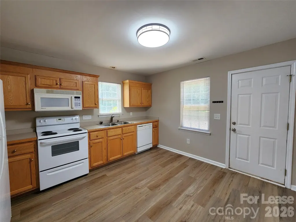2504 S Ridge Avenue Kannapolis NC 28083