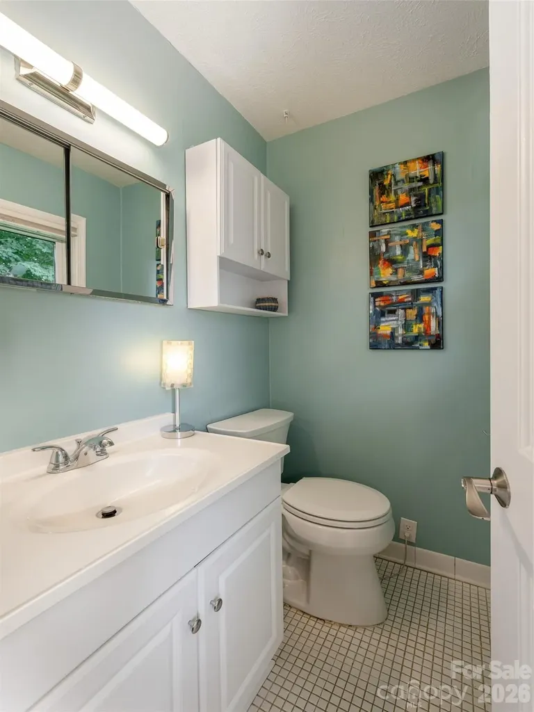 14 Fox Run Place Fairview NC 28730