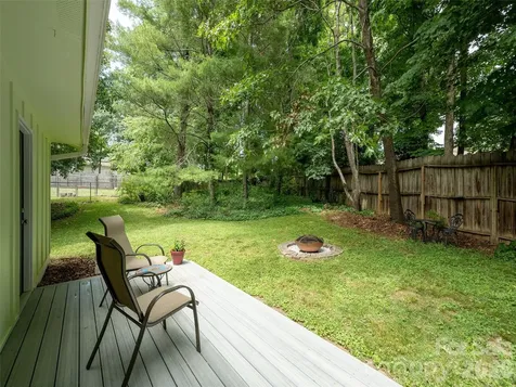 14 Fox Run Place Fairview NC 28730