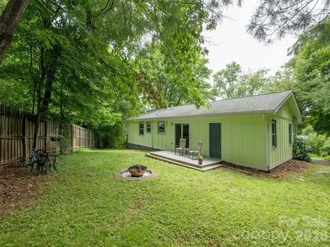 14 Fox Run Place Fairview NC 28730