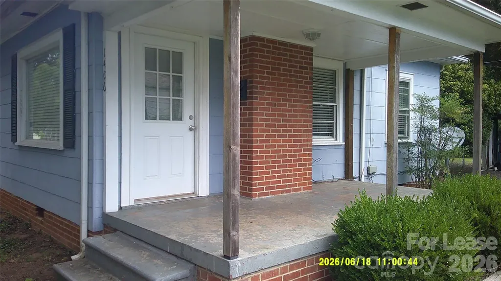 1406 12th Street Drive NW Hickory NC 28601