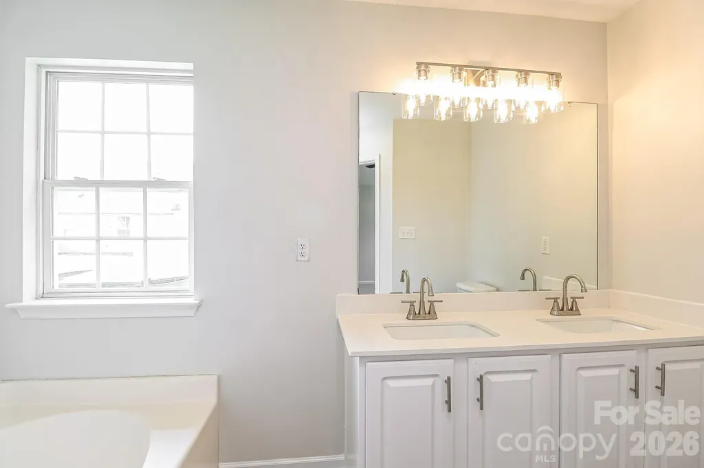 4135 Canyon Creek Lane Charlotte NC 28216