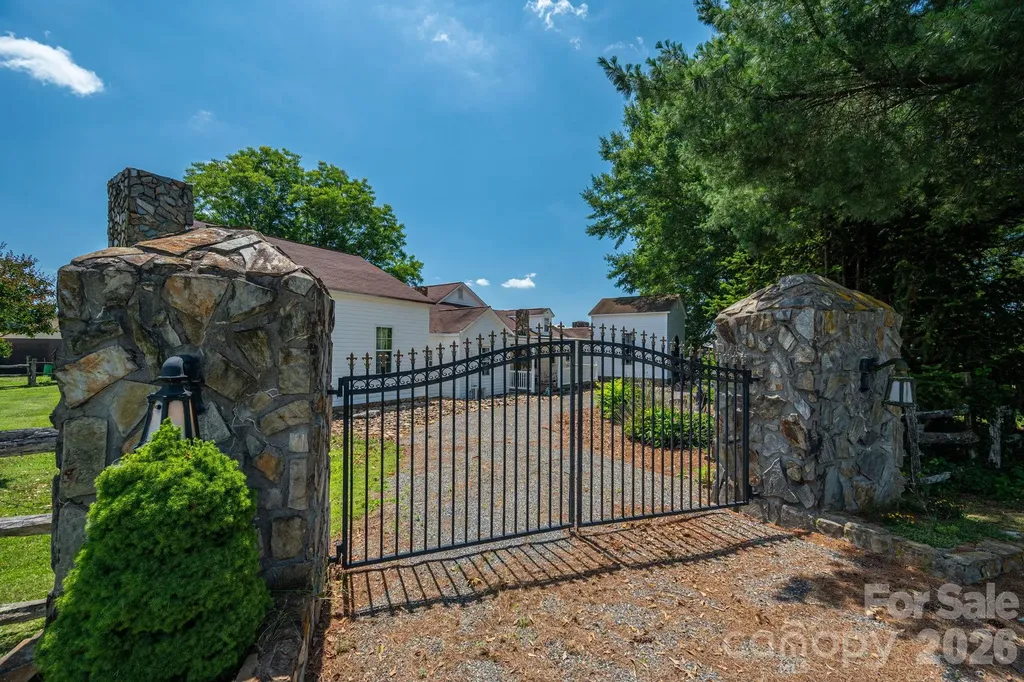 1387 George Brown Road Crouse NC 28033