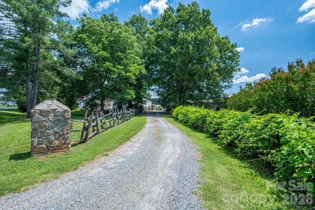 1387 George Brown Road Crouse NC 28033