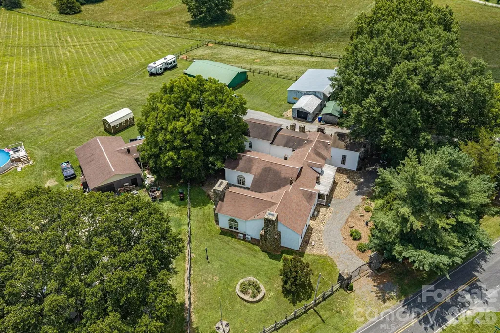1387 George Brown Road Crouse NC 28033