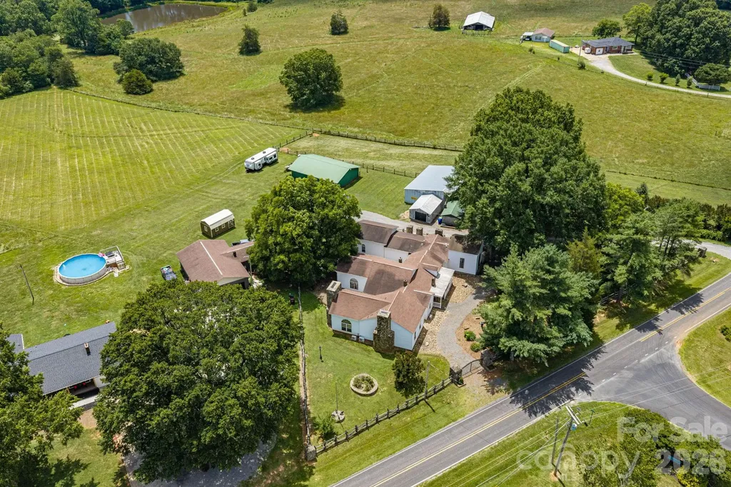 1387 George Brown Road Crouse NC 28033
