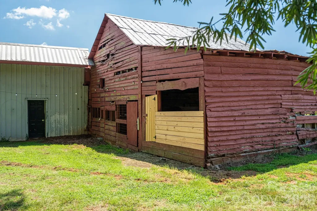 1387 George Brown Road Crouse NC 28033
