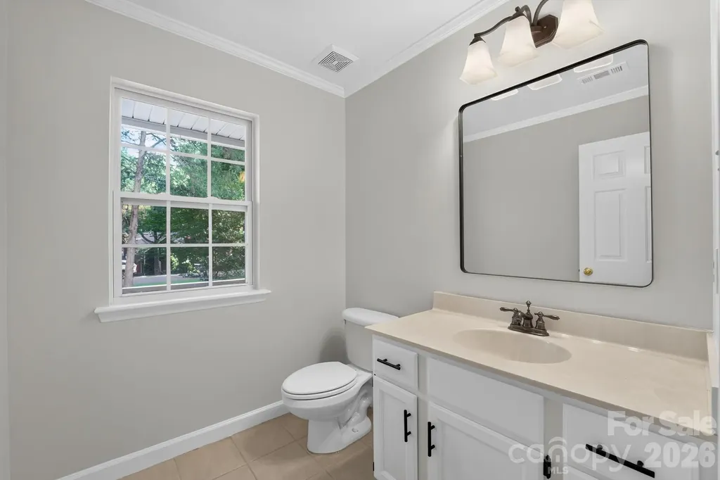 3909 Carmel Forest Drive Charlotte NC 28226