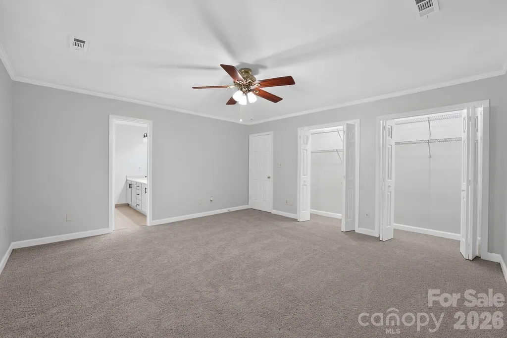 3909 Carmel Forest Drive Charlotte NC 28226