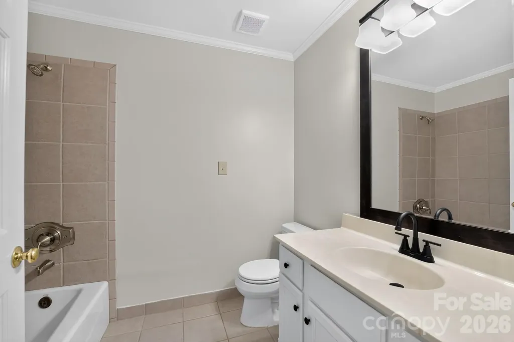 3909 Carmel Forest Drive Charlotte NC 28226
