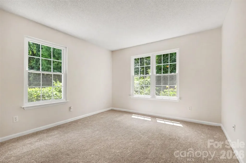 9478 S Vicksburg Park Court Charlotte NC 28210