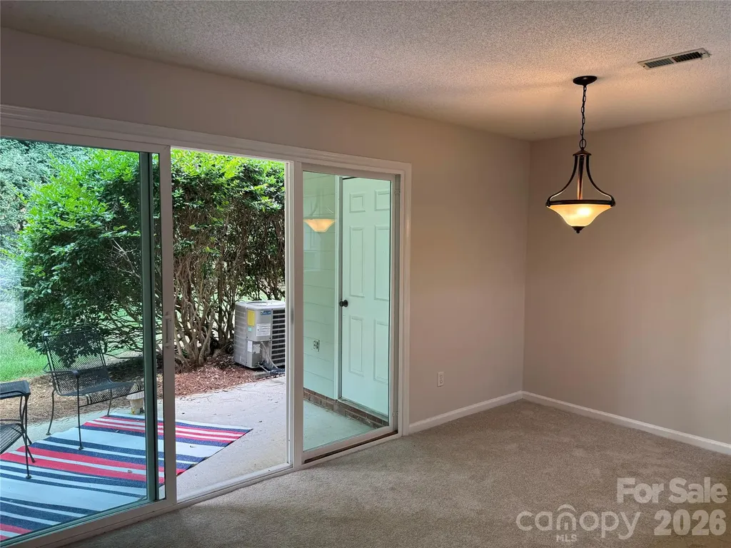 9478 S Vicksburg Park Court Charlotte NC 28210